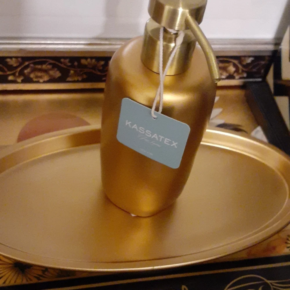 VANITY TRAY/ DISPENSER 2PC SET NWT KASSATEX GOLD